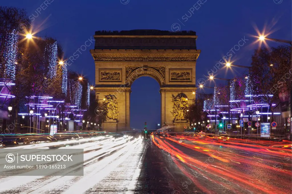 Champs Elysees and Arc de Triomphe at Christmas, Paris, Ile de France, France, Europe
