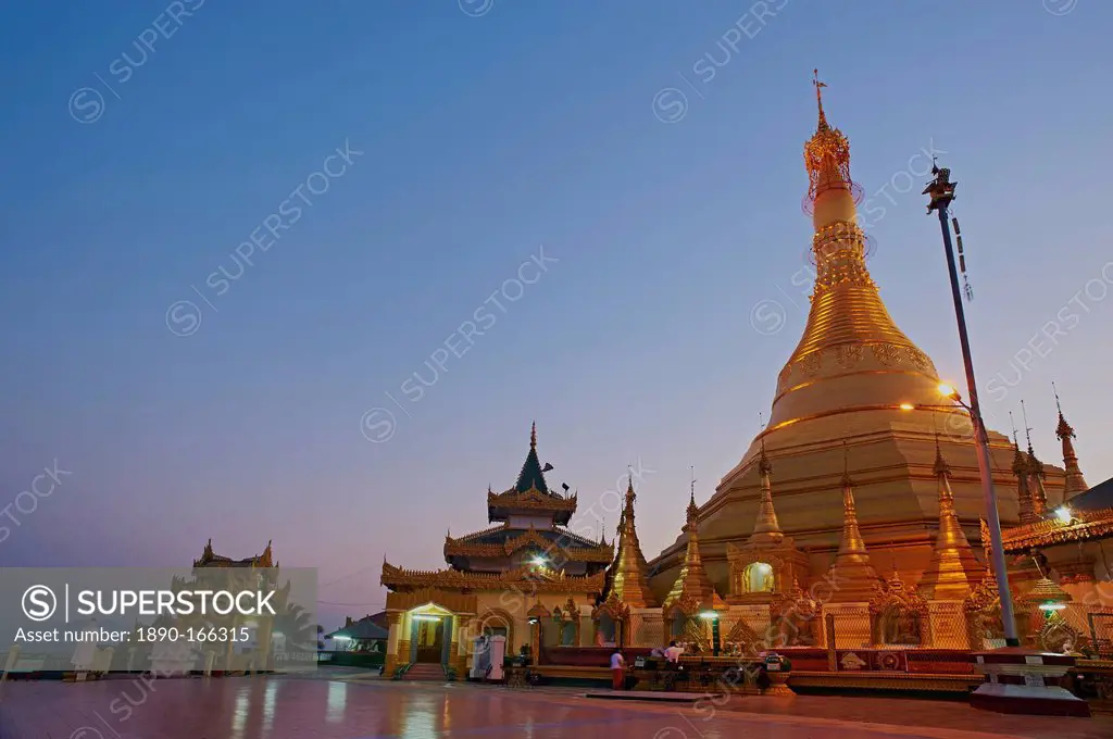 Kyaikthanian Paya temple and monastery, Mawlamyine (Moulmein), Mon State, Myanmar (Burma), Asia