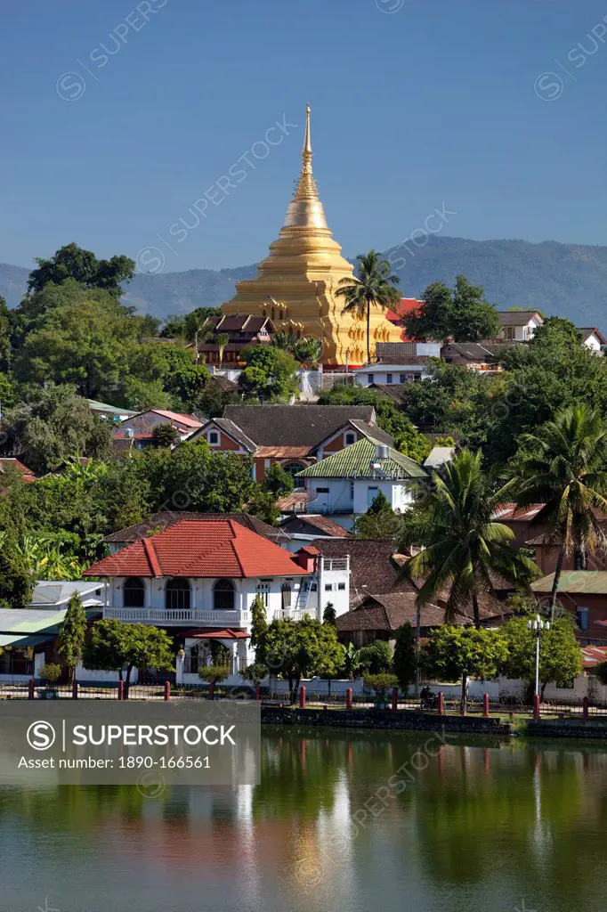 Wat Jong Kham and colonial era buildings on Naung Tung Lake, Kengtung, Shan State, Myanmar (Burma), Asia