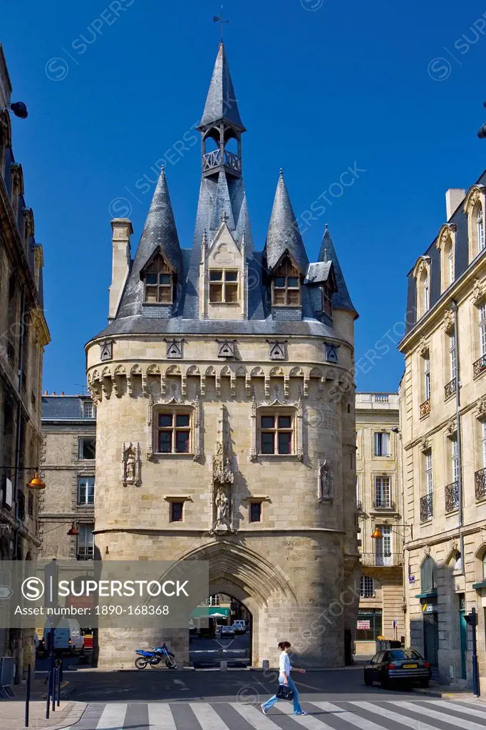 Porte Cailhau 15th century entrance to city of Bordeaux marks victory of Charles VIII at Fornoue