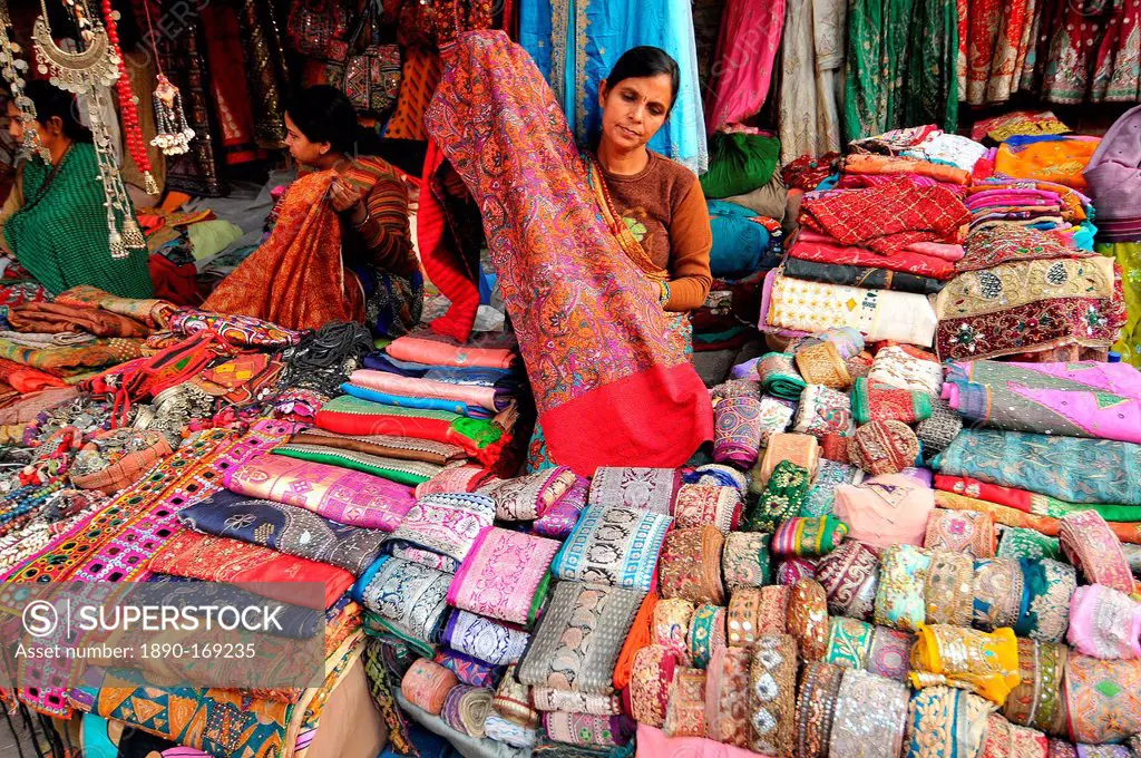 Rajasthani fabric on a market in New Dehli, Delhi, India, Asia