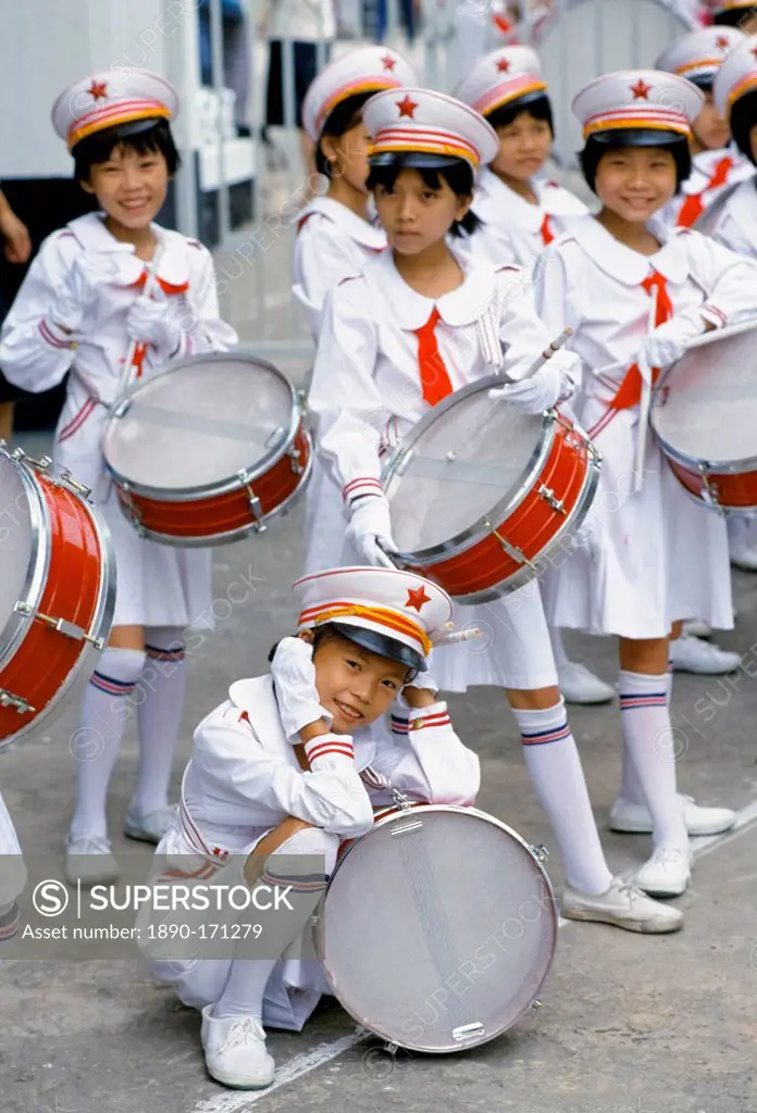 Schoolchildren in musical band in Canton, China