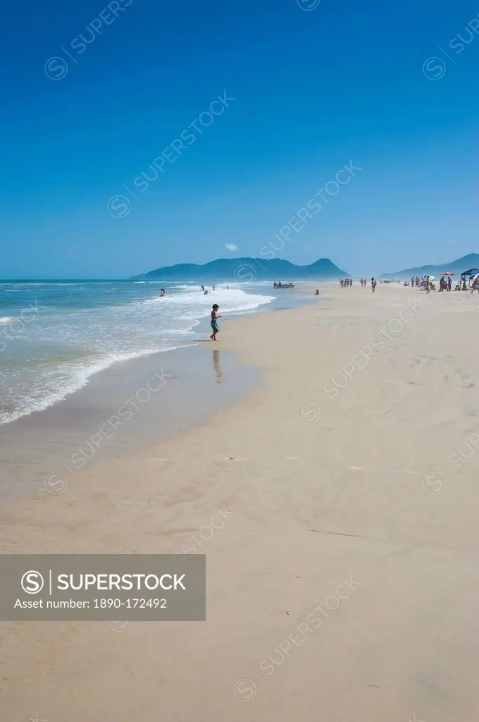 Campeche Beach on Ilha Catarina (Santa Catarina Island), Santa Catarina State, Brazil, South America