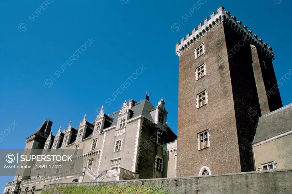 Pau castle dating from the reign of Henry IV, Pau, Aquitaine, France, Europe