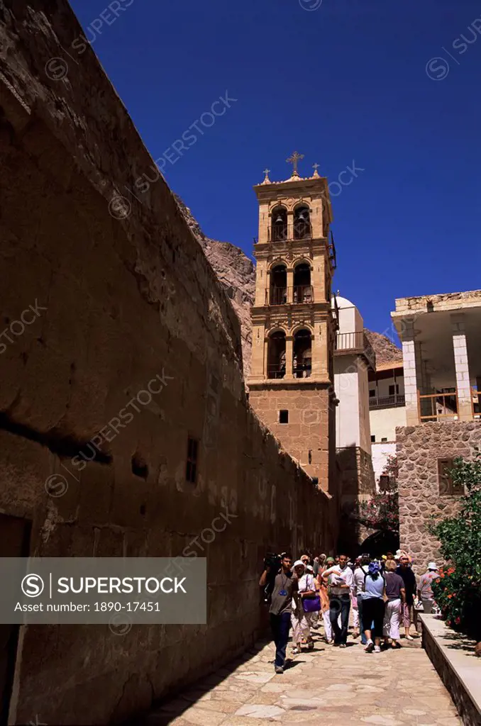 Tourists, St. Catherine´s Monastery, UNESCO World Heritage Site, Sinai, Egypt, North Africa, Africa