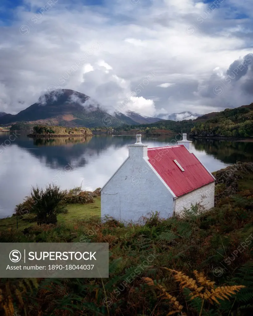 Red roofed cottage at Loch Shieldaig, Wester Ross, Scotland, United Kingdom, Europe