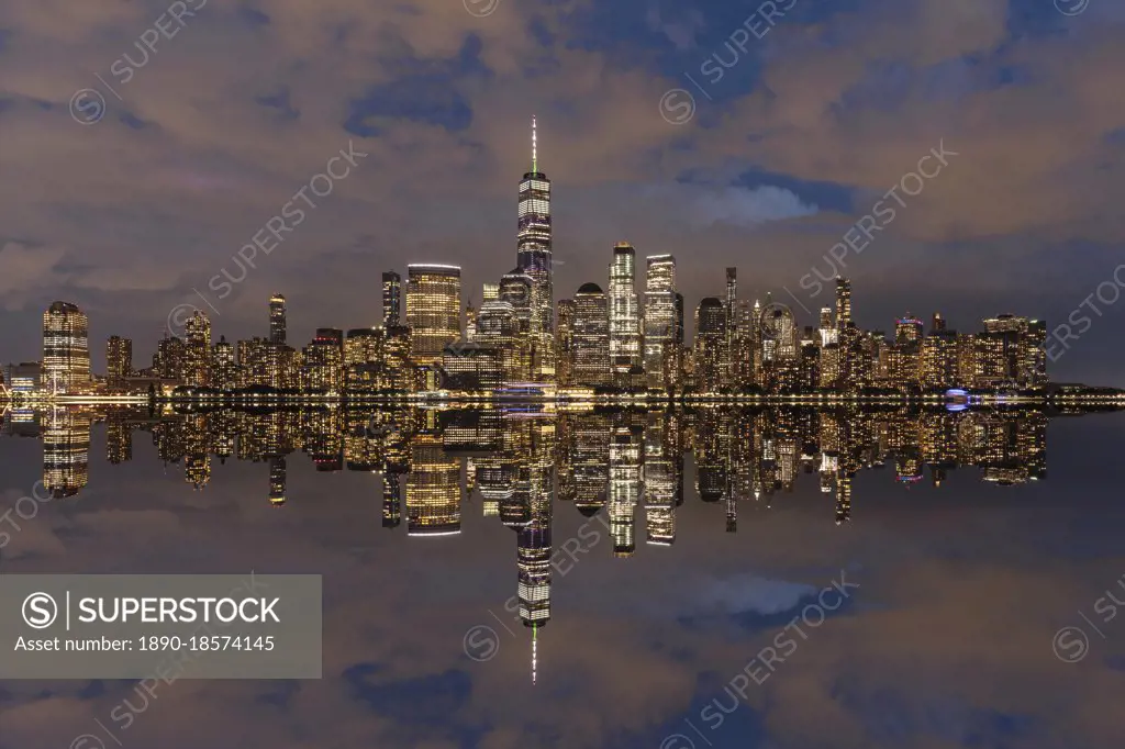 View from Jersey City of Lower Manhattan with the One World Trade Center, New York City, New York State, United States of America, North America