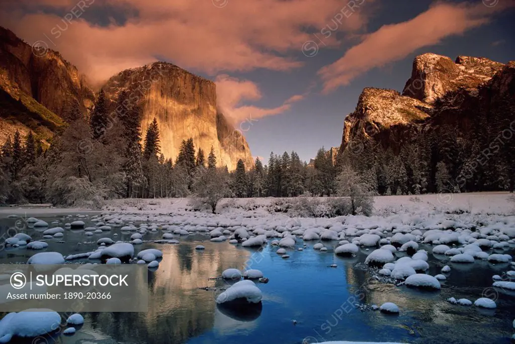 El Capitan, seen from the Merced River in winter, Yosemite National Park, UNESCO World Heritage Site, California, United States of America, North Amer...