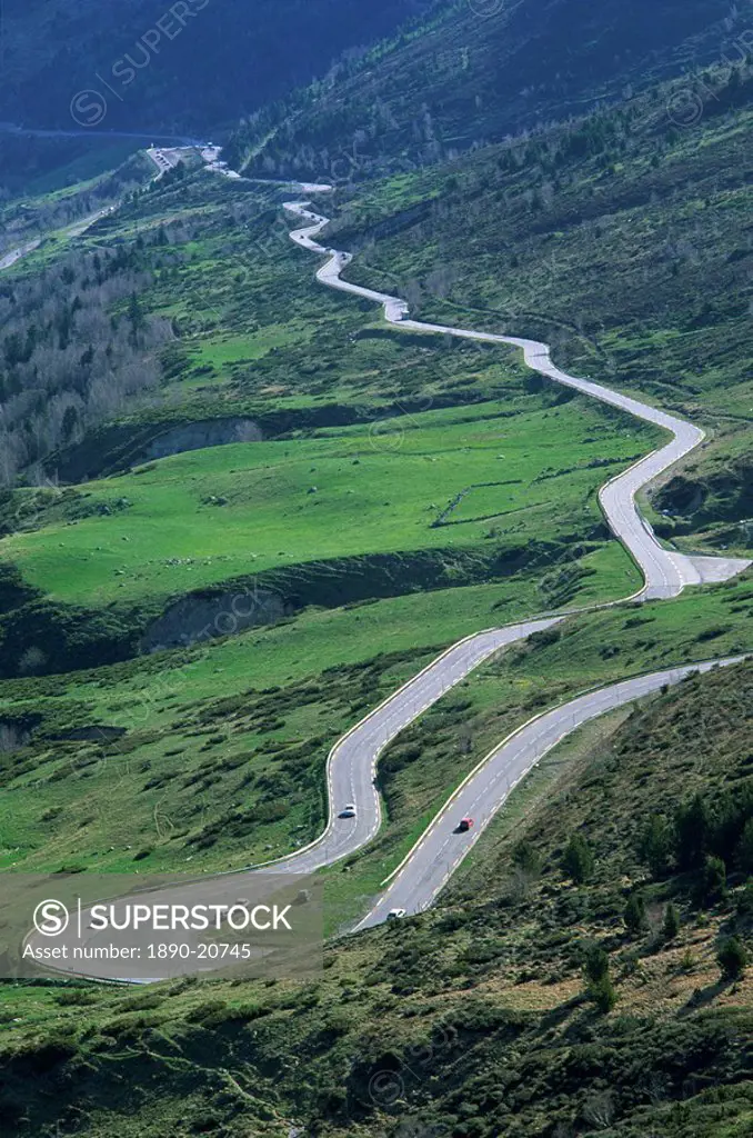 Switchback road, Port d´Envalira, Andorra, Pyrenees, Europe