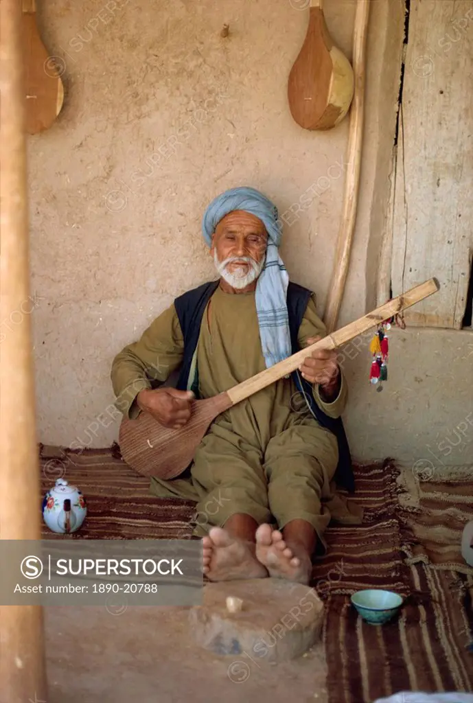 Musician, Tashkurgan, Afghanistan, Asia
