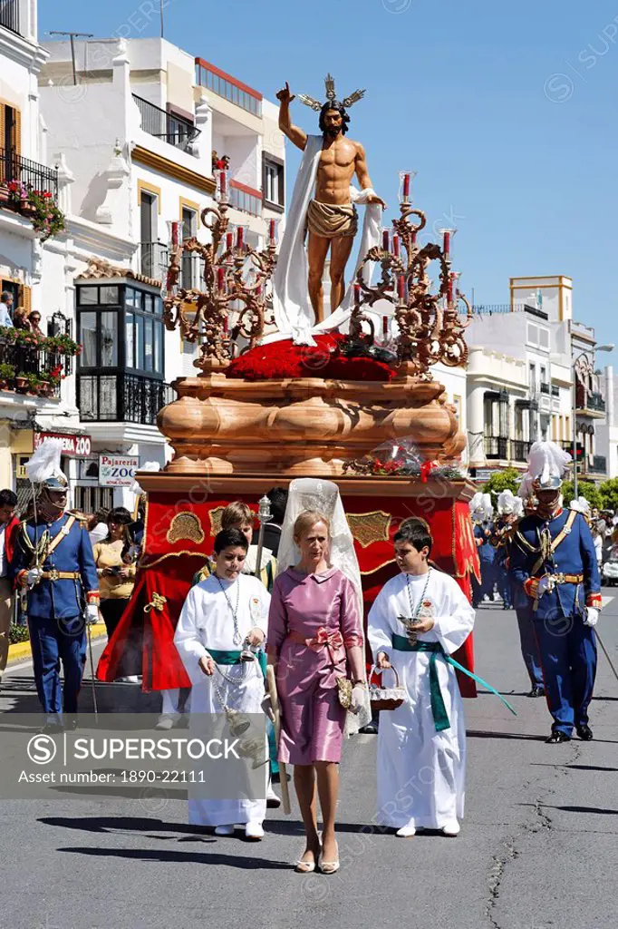Float of resurrected Jesus, Easter Sunday procession at the end of Semana Santa Holy Week, Ayamonte, Andalucia, Spain, Europe