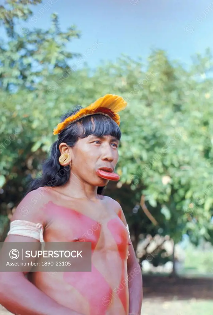 Suya Indian man with lip plate, Xingu, Brazil, South America 1971