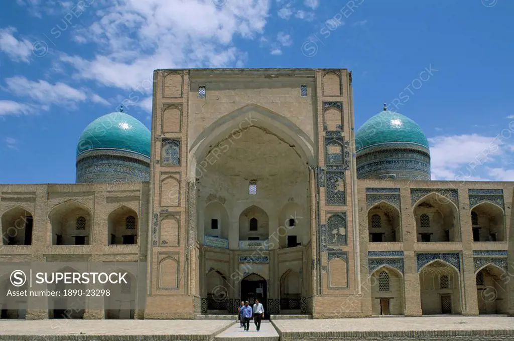 Mir_i_Arab madrasah facade, Bukhara, Uzbekistan, Central Asia, Asia