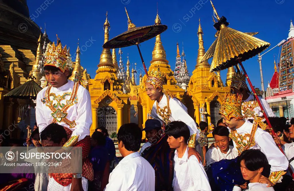 Monks initiation, Shwedagon Pagoda, Yangon Rangoon, Myanmar Burma, Asia