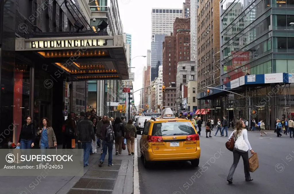 Bloomingdale´s department store, Lexington Avenue, Upper East Side, Manhattan, New York City, New York, United States of America, North America