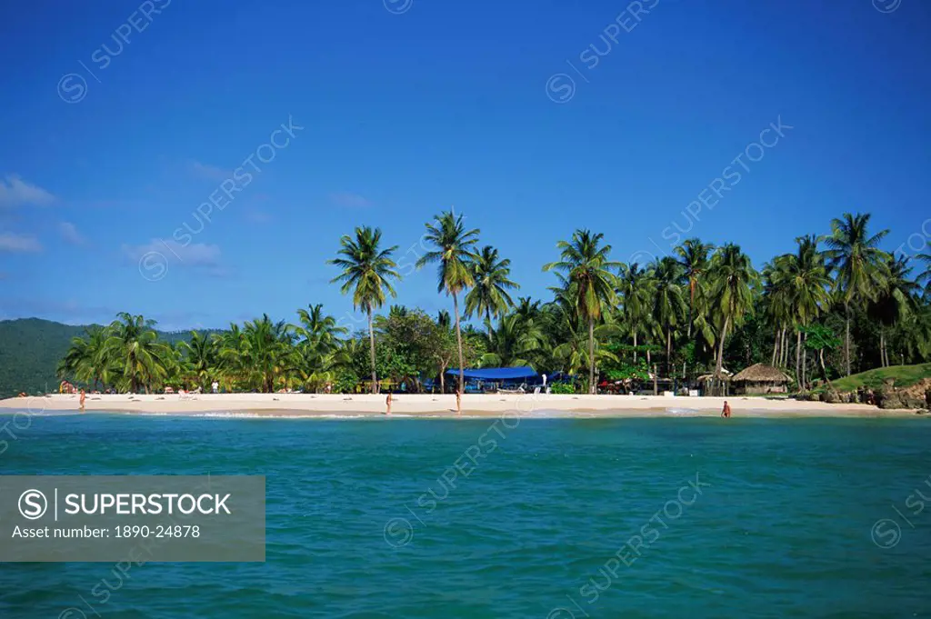 Tropical coastline of Cayo Levantado, Dominican Republic, West Indies, Caribbean, Central America