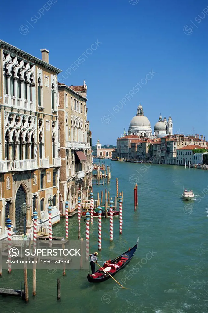 Gondolas on the Grand Canal with Santa Maria Della Salute church in the background, Venice, UNESCO World heritage Site, Veneto, Italy, Europe