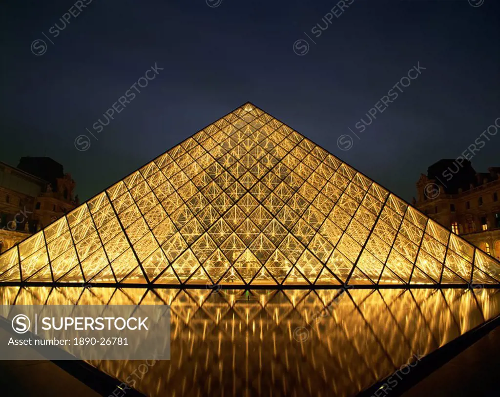 The Pyramide du Louvre illuminated at dusk, Musee du Lourve, Paris, France, Europe