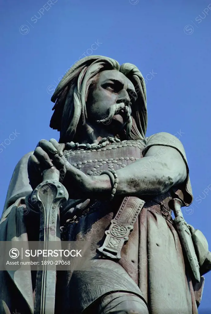 Close_up of statue of Vercingetorix, at Alise_Ste_Marie, in Bourgogne, France, Europe