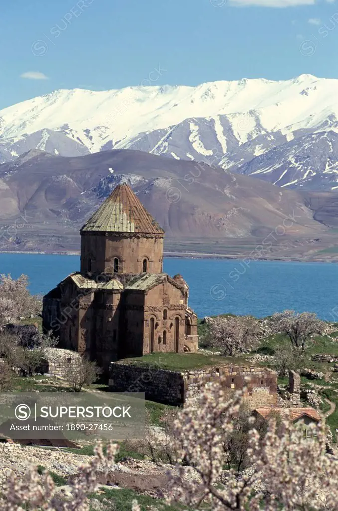 Armenian church of Holy Cross, Akdamar Island, Lake Van, Anatolia, Turkey, Asia Minor, Asia
