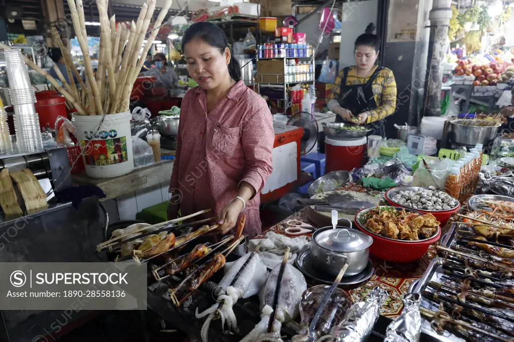 Grilled fish, Street food in central market, Phnom Penh, Cambodia, Indochina, Southeast Asia, Asia