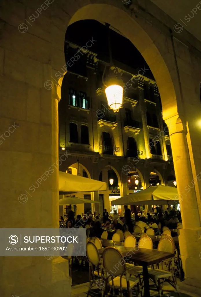 Cafes at night, Place d´Etoile, Beirut, Lebanon, Middle East