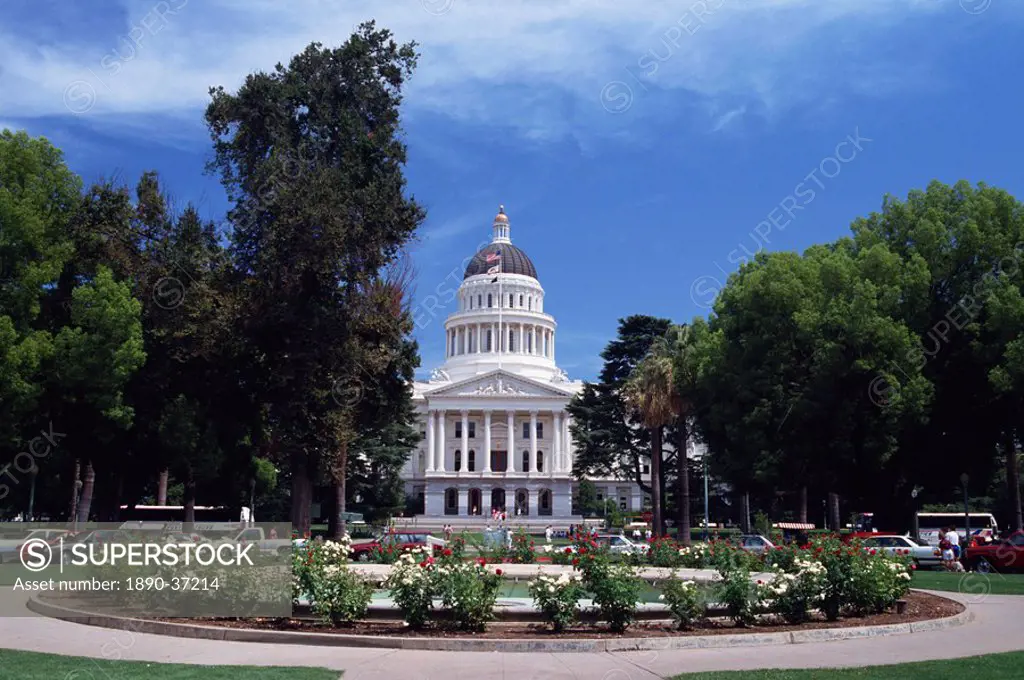 Exterior of the State Capitol Building, built in 1874, Sacramento, California, United States of America, North America