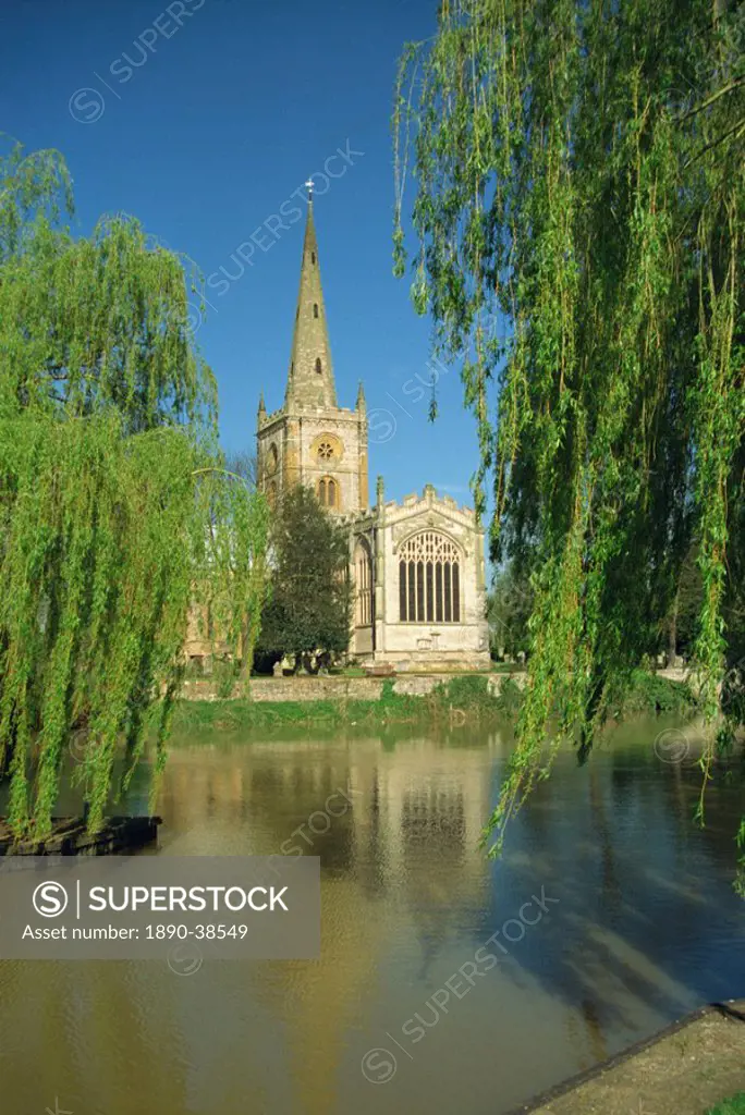 Holy Trinity church from the River Avon, Stratford_upon_Avon, Warwickshire, England, United Kingdom, Europe