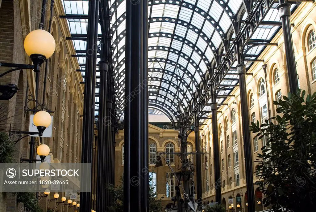 Hayes Galleria shopping mall, London SE1, England, United Kingdom, Europe