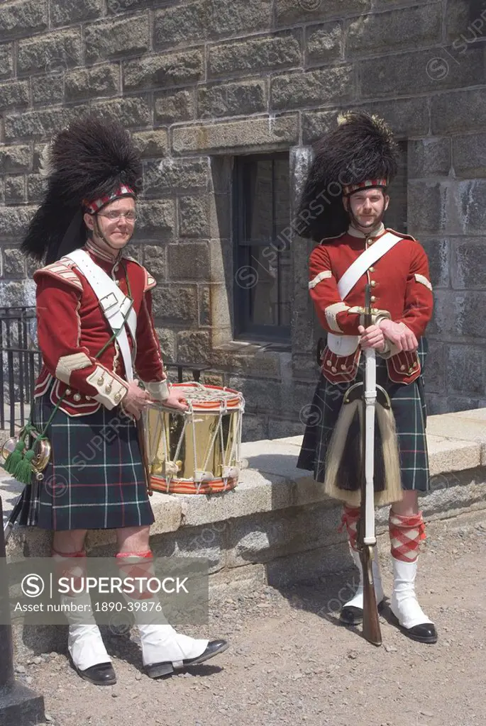 Traditionally dressed guardsmen, The Citadel, a Canadian National Historic Site, Halifax, Nova Scotia, Canada, North America