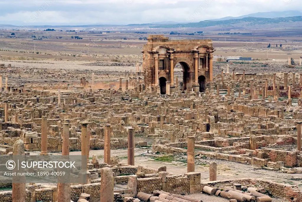 View from the theatre over the Roman site of Timgad, UNESCO World Heritage Site, Algeria, North Africa, Africa