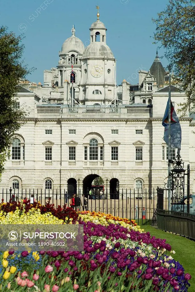 St. James´s Park with Horse Guards Parade in background, London, England, United Kingdom, Europe