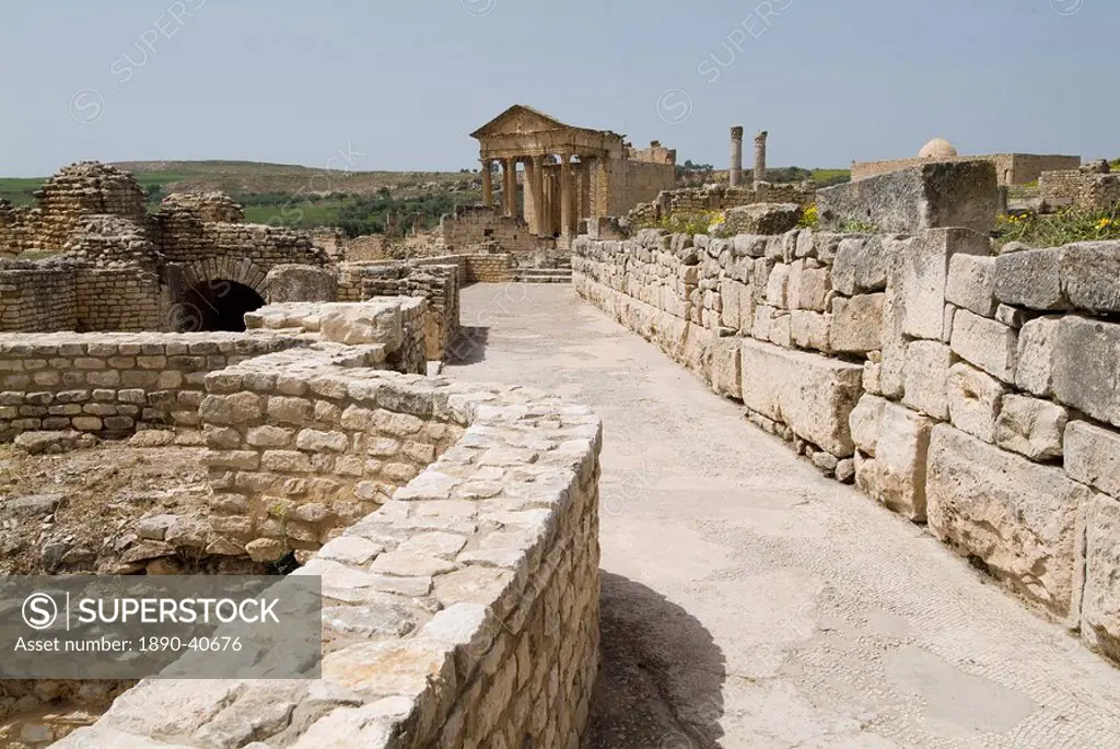 Ancient Roman city of Thugga Dougga, UNESCO World Heritage Site, Tunisia, North Africa, Africa
