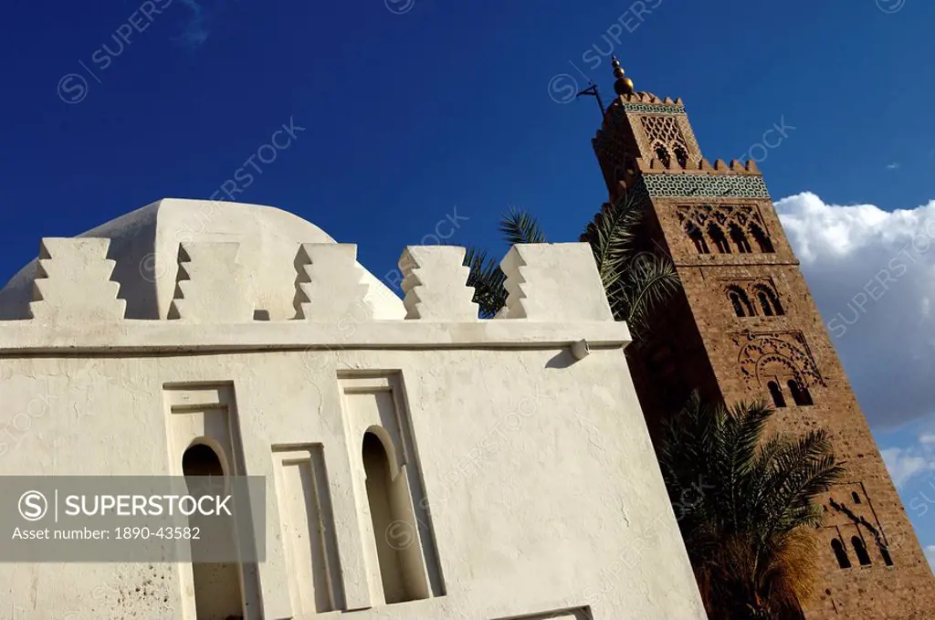 The Koutoubia minaret in the heart of the old medina next to a mosque of the same name, built in the 12th century, Marrakesh, Morocco, North Africa, A...