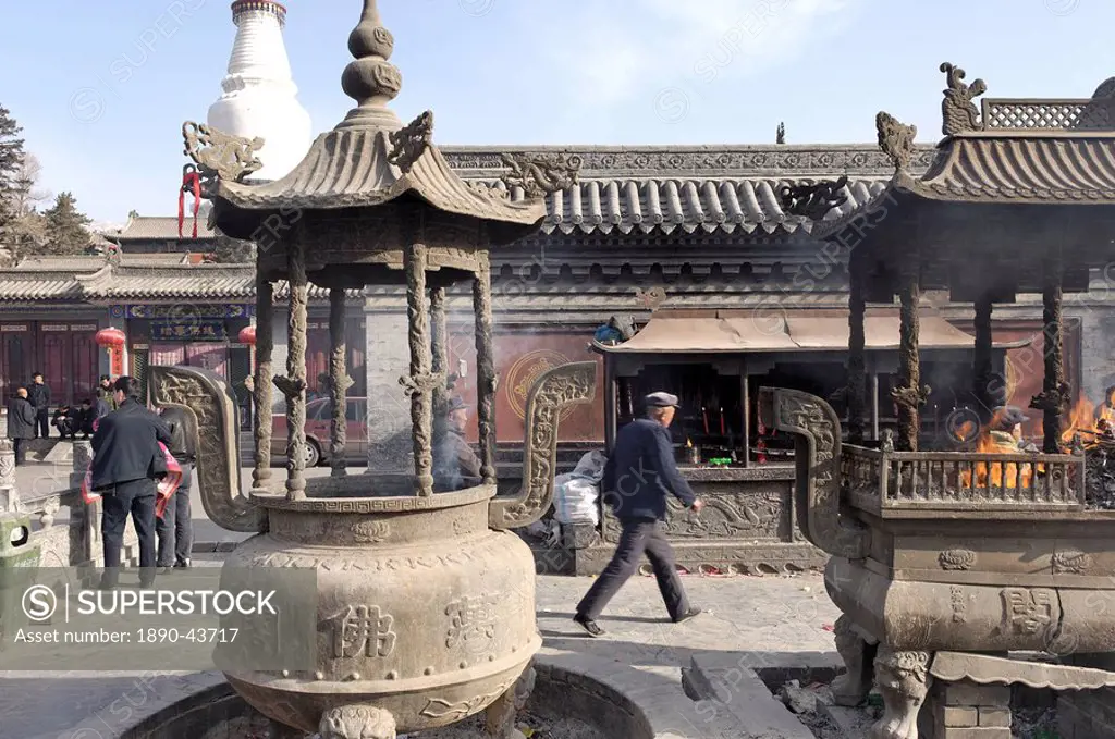 The Great White Pagoda Da Baita, Tayuan Temple Tayuan Si, one of China´s most ancient Buddhist sites, Five Terrace Mountain Wutai Shan, Shanxi, China,...