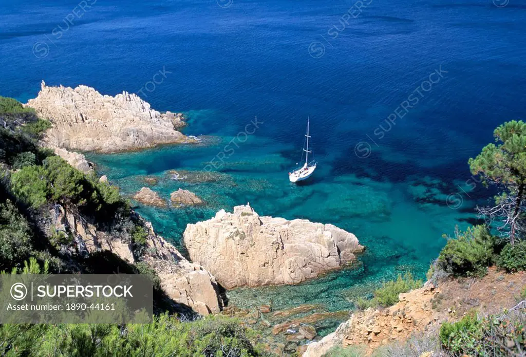 Corniche of Cap Camarat, close to the isle of Saint Tropez, Var, Cote d´Azur, Provence, French Riviera, France, Mediterranean, Europe
