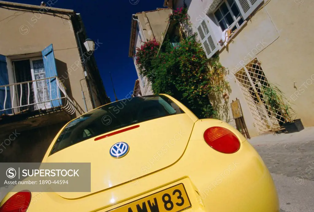 Yellow beetle car, St. Tropez, Cote d´Azur, France