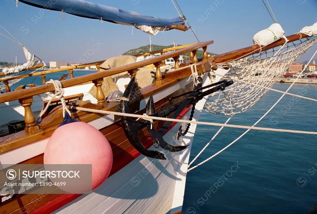 Prow of tour boat in harbour, Split, Dalmatia, Croatia, Europe