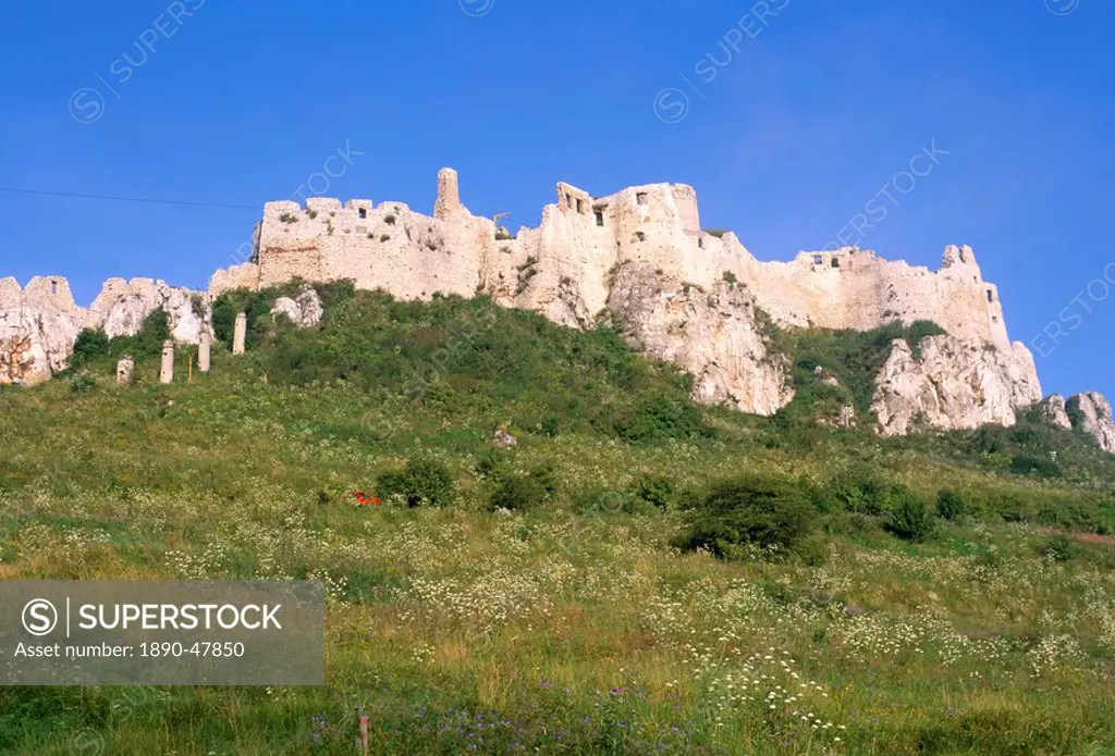 Largest ruined castle in Slovakia, Spis Castle Spissky Hrad, UNESCO World Heritage Site, Spis, Presov Region, Slovakia, Europe