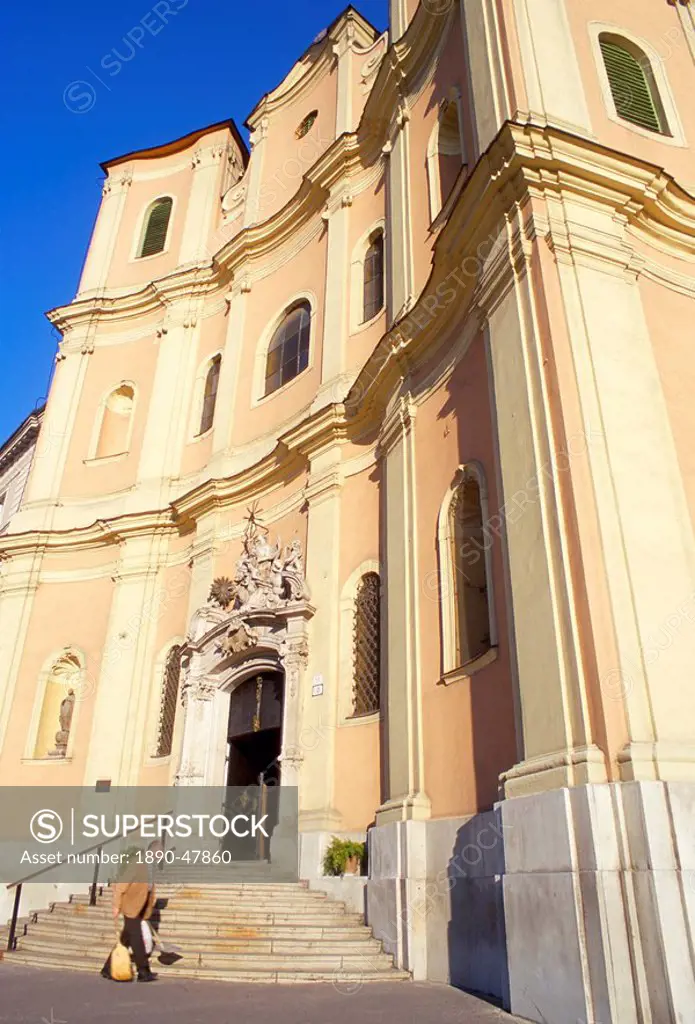 City´s finest Baroque church of Holy Trinity Kostol Trinitarov, Bratislava, Slovakia, Europe