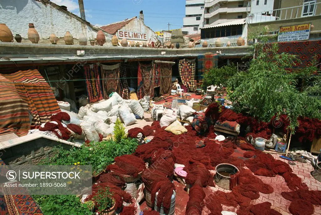 Dyeing vats, outdoor bazaar, Konya, Anatolia, Turkey, Asia Minor, Eurasia