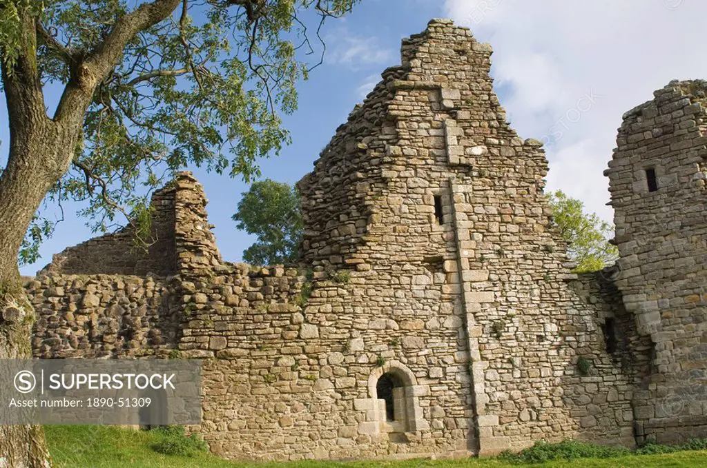 Pendragon Castle, built by Hugh de Moreville in 1173, later owned by the Clifford family, near Kirkby Stephen, Cumbria, England, United Kingdom, Europ...
