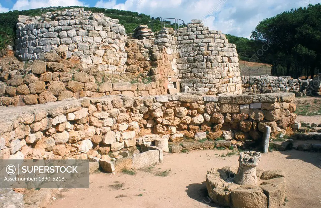 Nuraghe di Palmavera, dating from 13th century BC,near Alghero, Nurra province, Sardinia, Italy, Europe