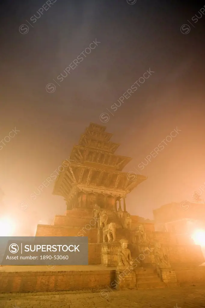 The Nyatapola temple, highest in the valley, with its five storey pagoda roof, at dawn, built in 1702, dedicated to the Hindu goddess Siddhi Lakshmi, ...