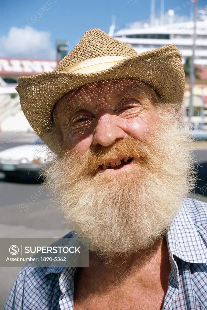 Head and shoulders portrait of an ´old timer´, with beard and straw hat, Cairns, Queensland, Australia, Pacific
