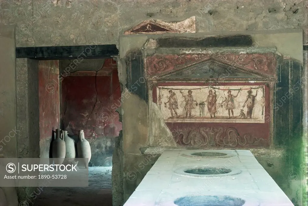 Taverna near the theatre, Pompeii, UNESCO World Heritage Site, Campania, Italy, Europe