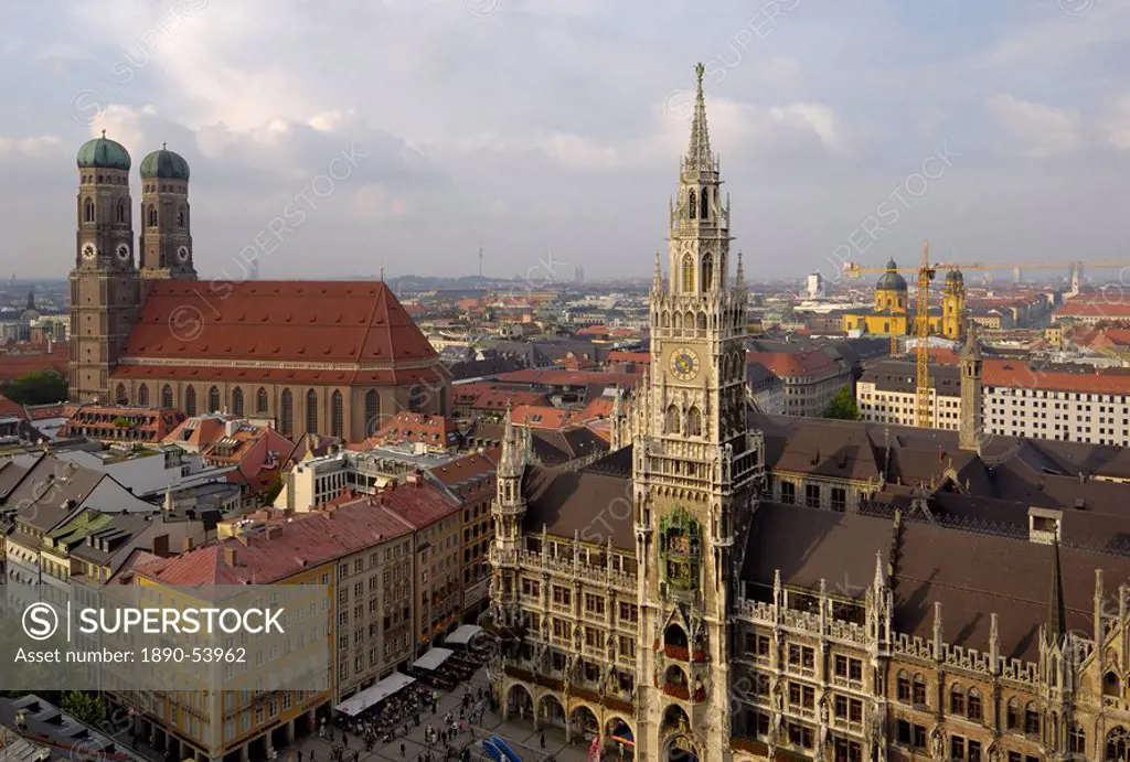 Neues Rathaus New Town Hall, Frauenkirche Cathedral of Our Lady and Marienplatz from the tower of Peterskirche St. Peter´s church, Munich Munchen, Bav...