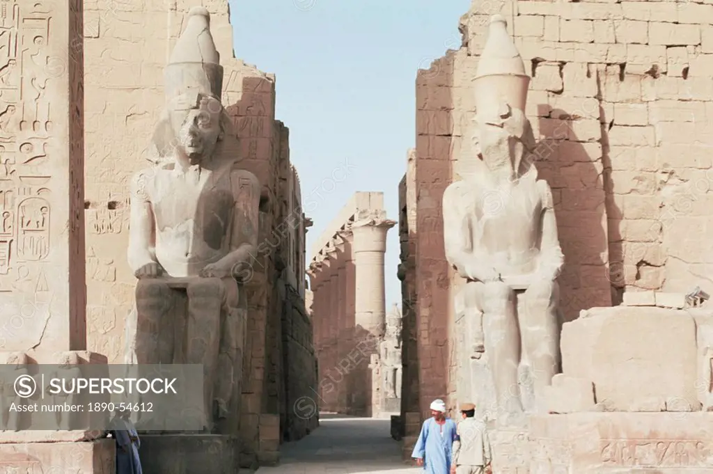 Entrance to the Luxor Temple, Thebes, UNESCO World Heritage Site, Egypt, North Africa, Africa