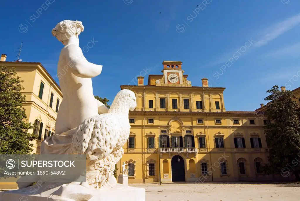 Pales Statue, Palazzo Ducale, Parma, Emilia Romagna, Italy, Europe