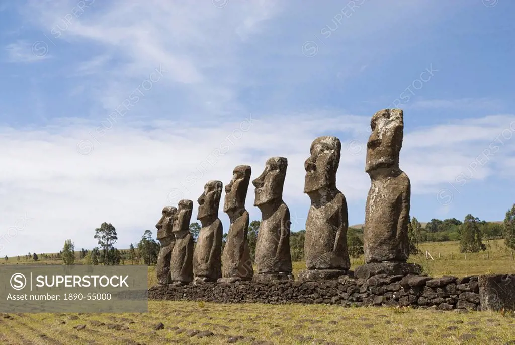 Ahu Akivi, UNESCO World Heritage Site, Easter Island Rapa Nui, Chile, South America
